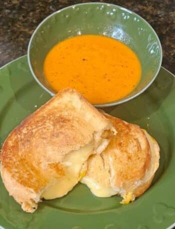 Woody's Lunchbox Grilled Cheese Recipe